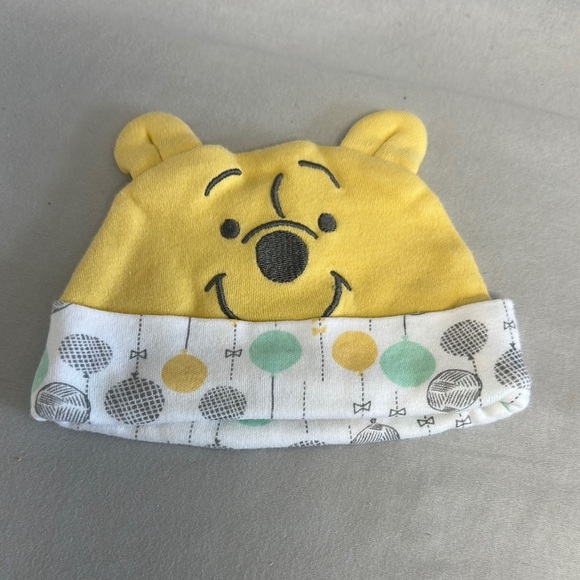 Disney - Winnie the Pooh - White and Yellow Footie, Onesie, and Hat - Picture 4 of 6